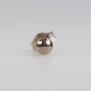 14kt White Gold Stud Earring