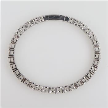 15.50cts TW Diamond 14kt White Gold Tennis Bracelet-Evaluated By Our Certified Gemologist - AGS/GIA