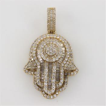1.56cts TW Diamond 14kt Gold Hand Pendant