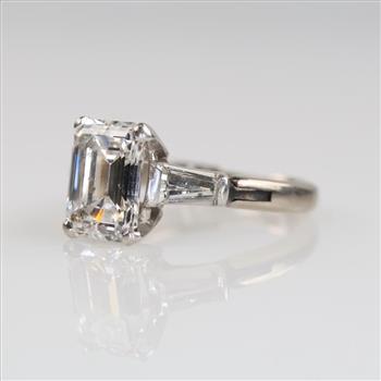 1.59ctTW Diamond 18kt White Gold Engagement Ring - Evaluated By Our Certified Gemologist - AGS / GIA