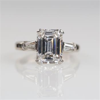 1.59ctTW Diamond 18kt White Gold Engagement Ring - Evaluated By Our Certified Gemologist - AGS / GIA