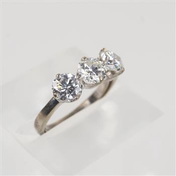 1.80cts TW Diamond 14kt White Gold Ring - Evaluated By Our Certified Gemologist-AGS/GIA