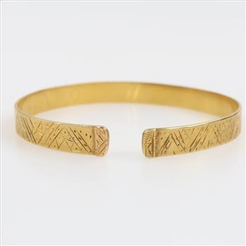 18kt Gold Bangle Bracelet