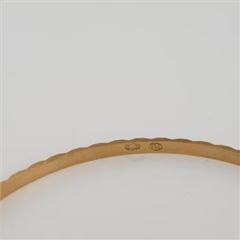 18kt Gold Bangle Bracelet