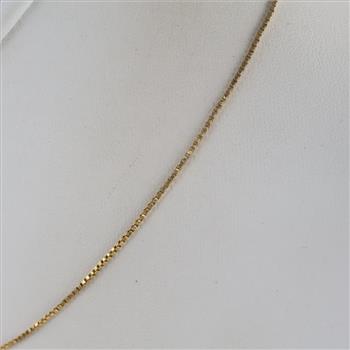 18kt Gold Box Link Necklace
