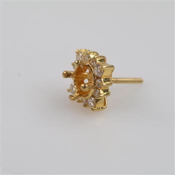 18kt Gold Clear Stone Earring
