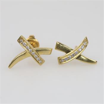 18kt Gold Diamond Earrings