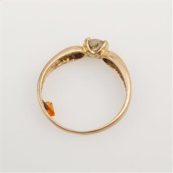 18kt Gold Diamond Engagement Ring