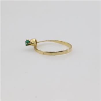 18kt Gold Green Stone Ring