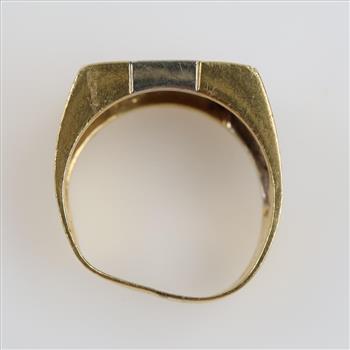 18kt Gold Signet Ring