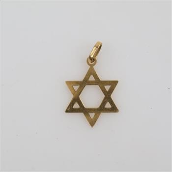 18kt Gold Star Pendant