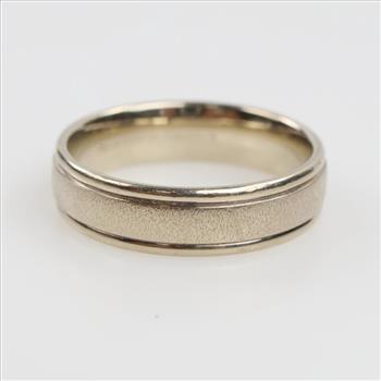 18kt White Gold Band