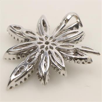 18kt White Gold Diamond Flower Pendant