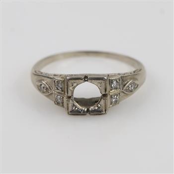 18kt White Gold Diamond Ring