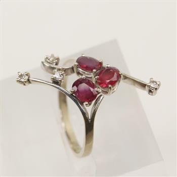 18kt White Gold Diamond Ruby Ring