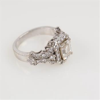 1.94cts Diamond 14kt White Gold Halo Engagement Ring