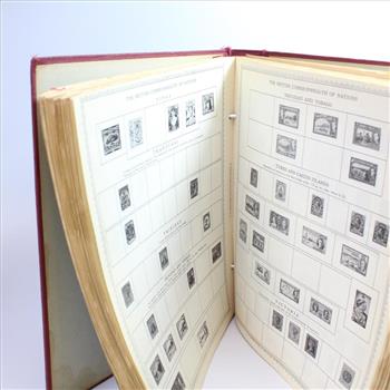 1952 The New World Wide Postage Stamp Album