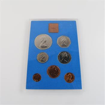 1972 Elizabeth R Royal Mint Set | Property Room