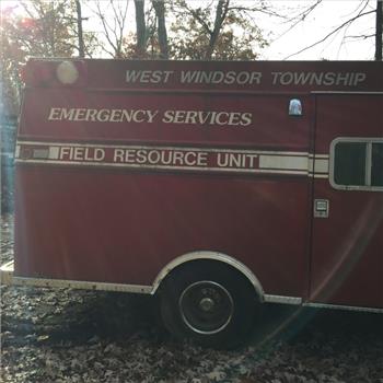 1986 Ford E350 Ambulance (West Windsor Township, NJ 08550)