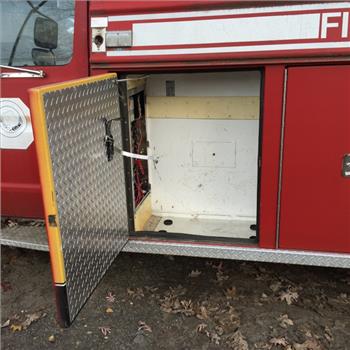 1986 Ford E350 Ambulance (West Windsor Township, NJ 08550)