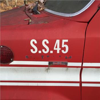 1986 Ford E350 Ambulance (West Windsor Township, NJ 08550)