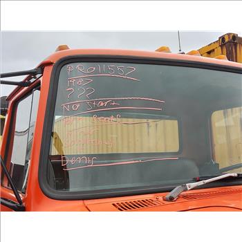 1987 Ford L8000 (Hartford, CT 06114)