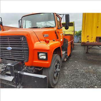 1987 Ford L8000 (Hartford, CT 06114)