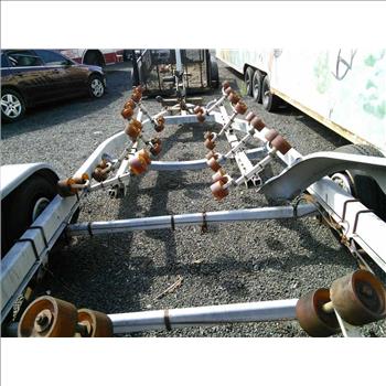 1988 EZ Loader TM 8-7400 (Hartford, CT 06114)