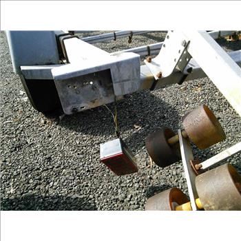 1988 EZ Loader TM 8-7400 (Hartford, CT 06114)