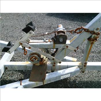 1988 EZ Loader TM 8-7400 (Hartford, CT 06114)