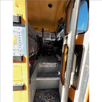 1992 International Navistar Bus (Rogers, AR 72756)