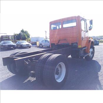 1994 Freightliner FL70 (Hartford, CT 06114)