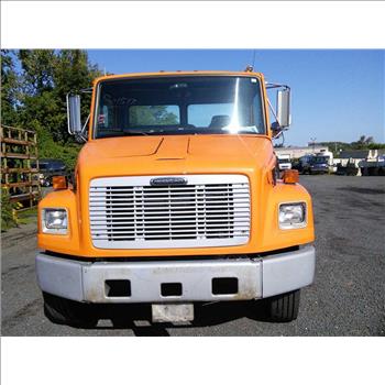 1994 Freightliner FL70 (Hartford, CT 06114)