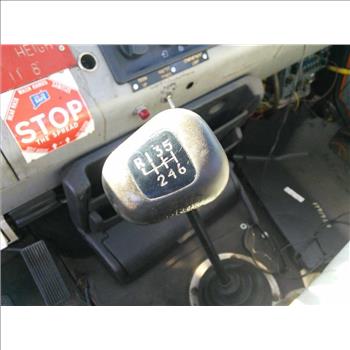 1994 Freightliner FL70 (Hartford, CT 06114)