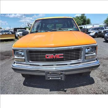 1994 GMC Suburban (Hartford, CT 06114)