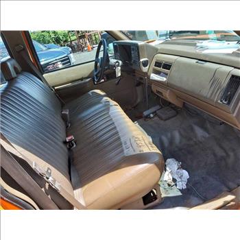 1994 GMC Suburban (Hartford, CT 06114)