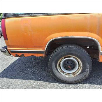 1994 GMC Suburban (Hartford, CT 06114)