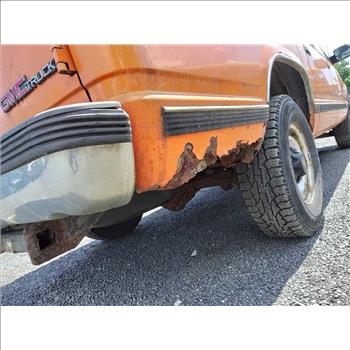 1994 GMC Suburban (Hartford, CT 06114)