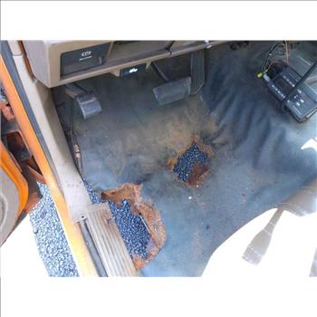 1994 GMC Suburban (Hartford, CT 06114)