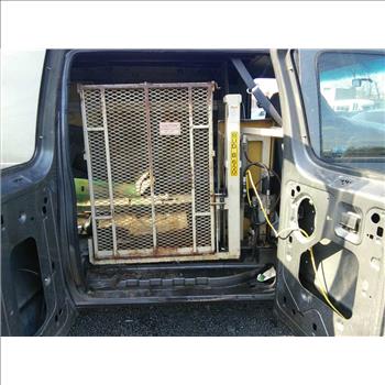 1995 Ford E150 Cargo Van (Hartford, CT 06114)