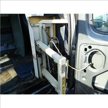 1995 Ford E150 Cargo Van (Hartford, CT 06114)