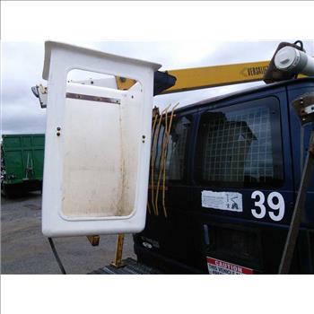 1995 Ford E-350 (Hartford, CT 06114)