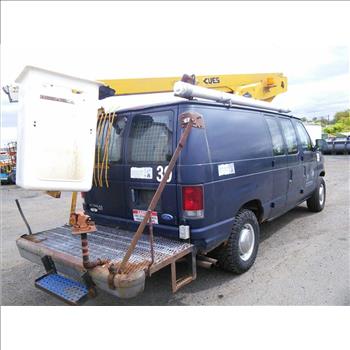 1995 Ford E-350 (Hartford, CT 06114)