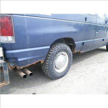 1995 Ford E-350 (Hartford, CT 06114)
