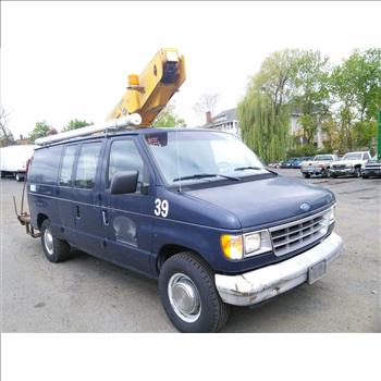 1995 Ford E-350 (Hartford, CT 06114)