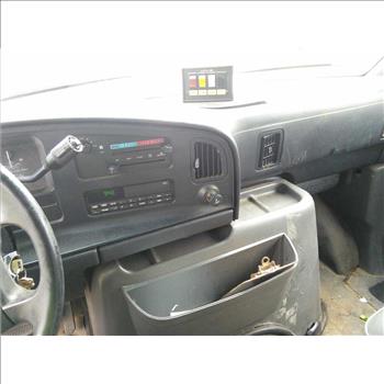 1995 Ford E-350 (Hartford, CT 06114)