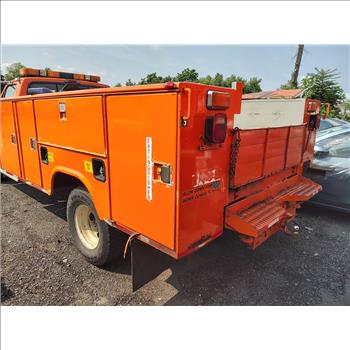 1995 Ford F-350 (Hartford, CT 06114)
