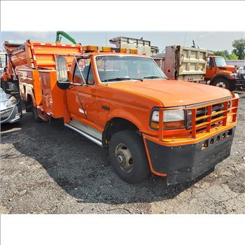 1995 Ford F-350 (Hartford, CT 06114)