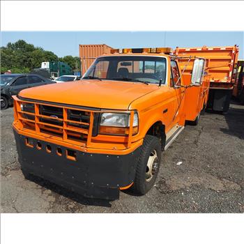 1995 Ford F-350 (Hartford, CT 06114)