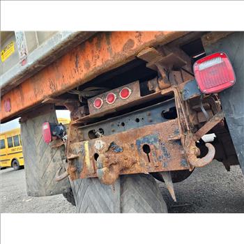 1995 International 4900 (Hartford, CT 06114)